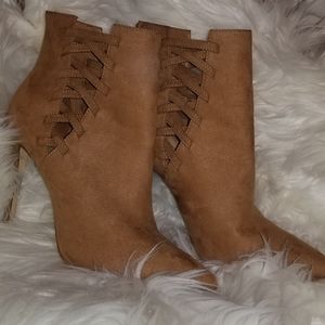 Ankle boots